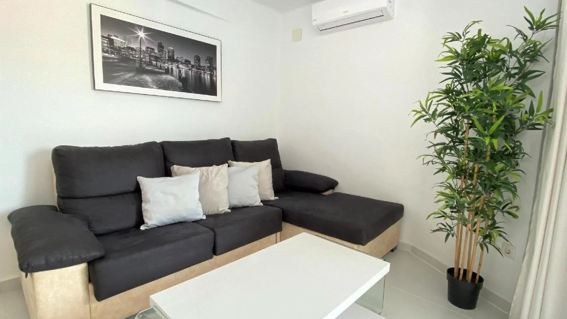 Daire Ferienwohnung Fuer 4 Personen Ca 66 Qm In Nerja, Andalusien Costa Del Sol